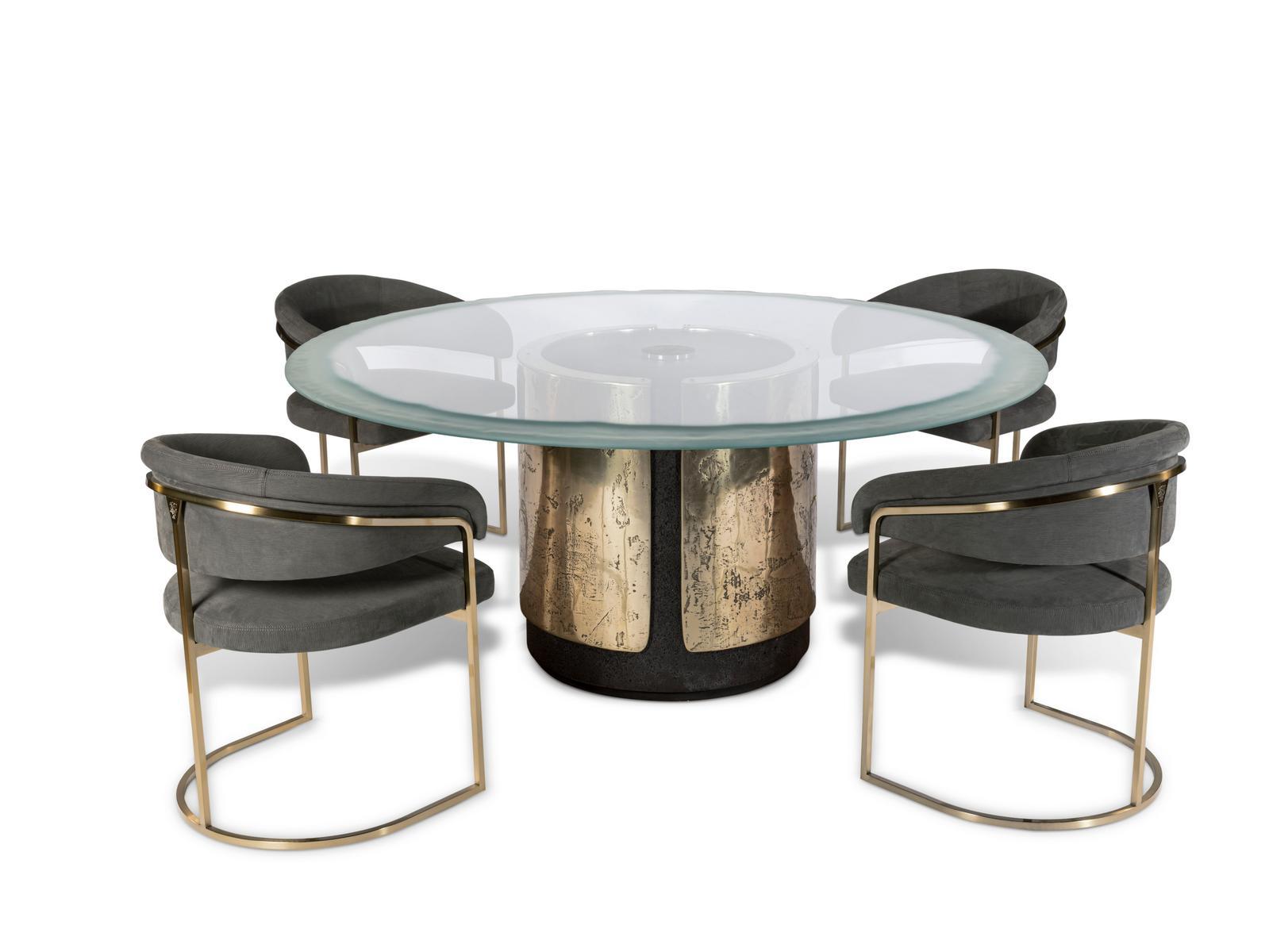 Round sandblasted glass dining table | Amos by Visionnair