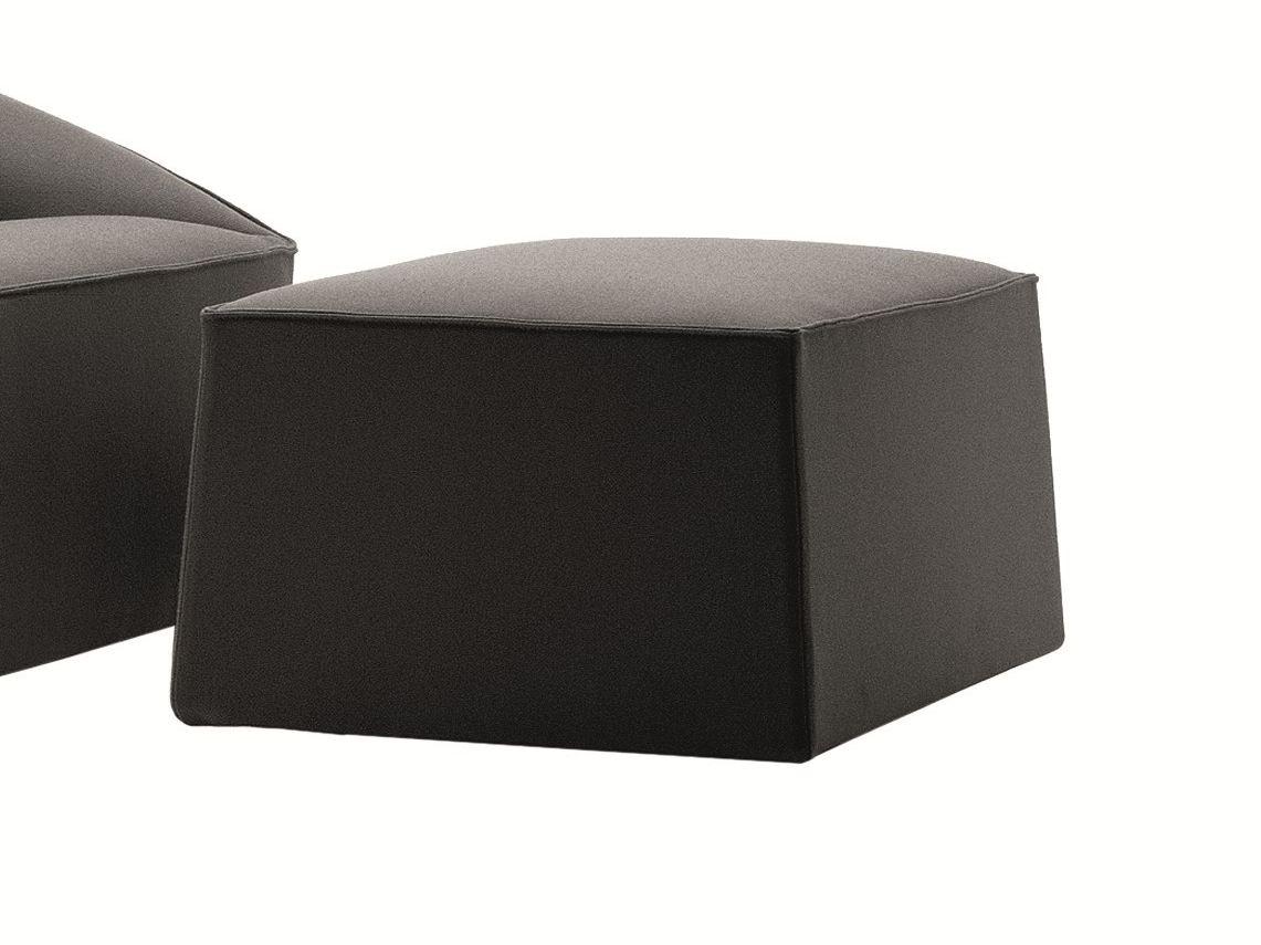 Upholstered rectangular fabric pouf | Doda by Molteni