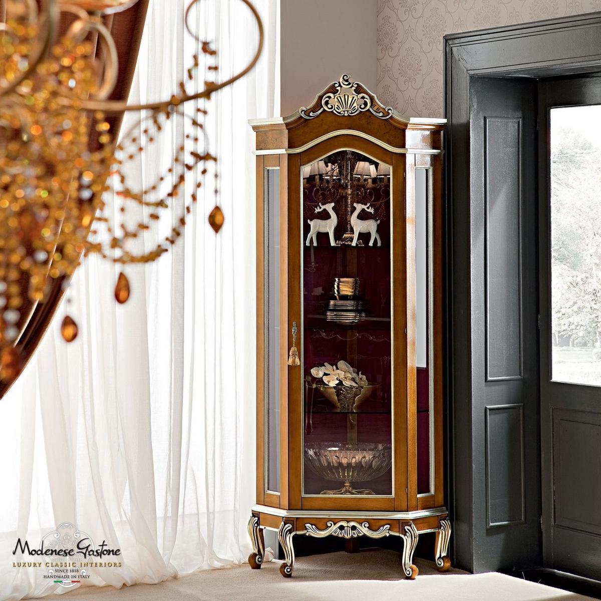 Baroque wooden display cabinet | 12125 by Modenese Gastone