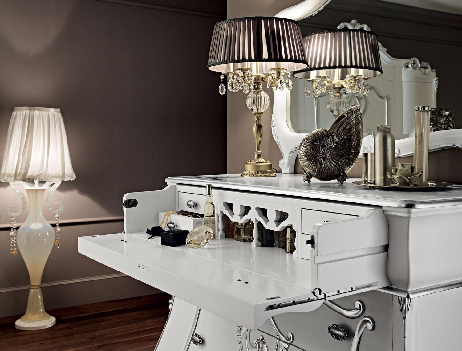 Solid wood chest of drawers | 11210 by Modenese Gastone