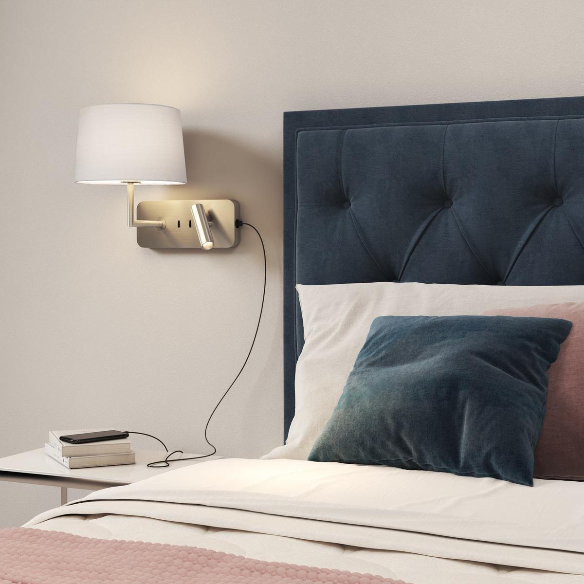 LED metal reading lamp with USB | Side By Side Grande Usb by Astro lighting