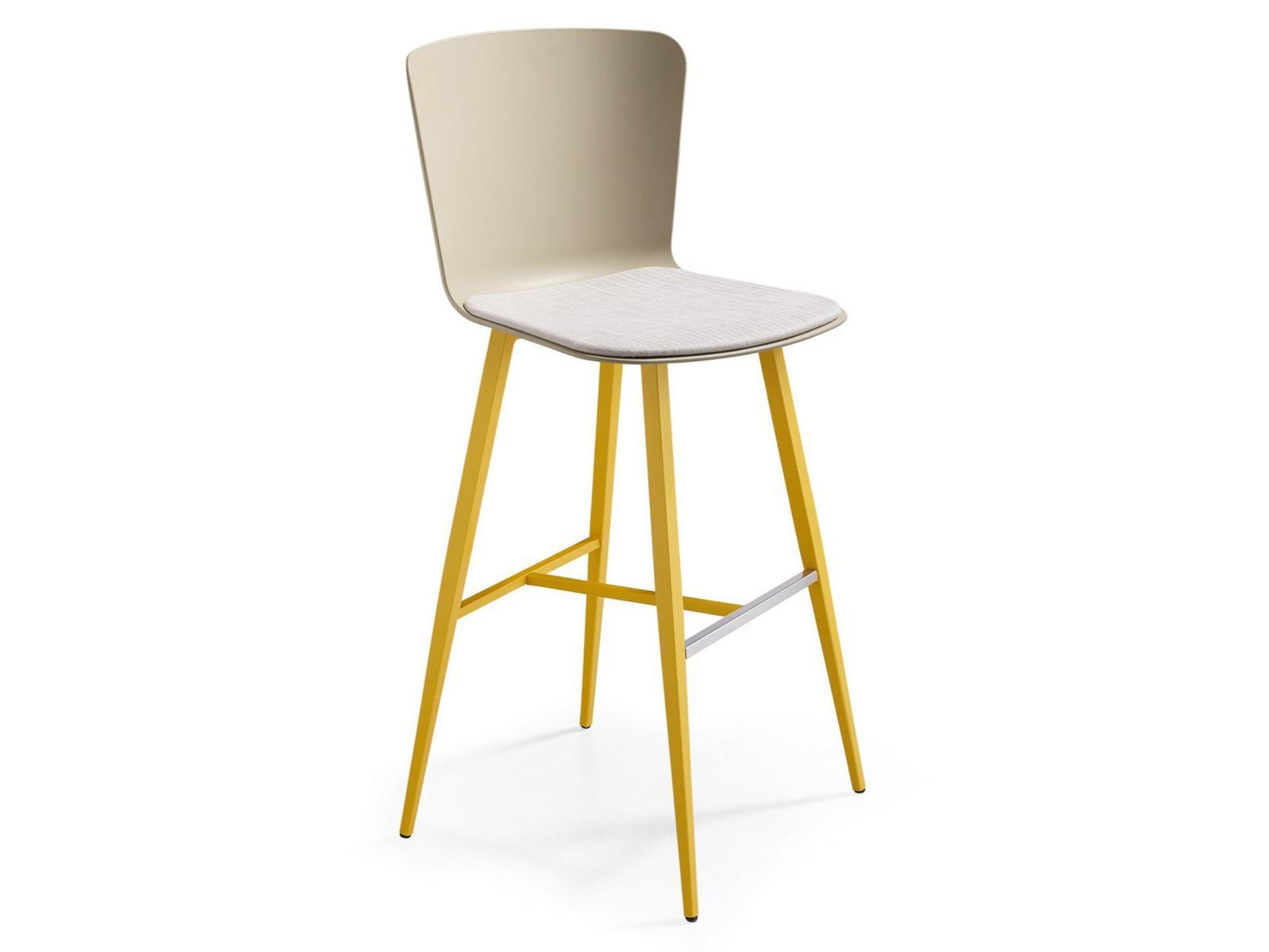 High polypropylene stool | Calla S75 M Pp by Midj