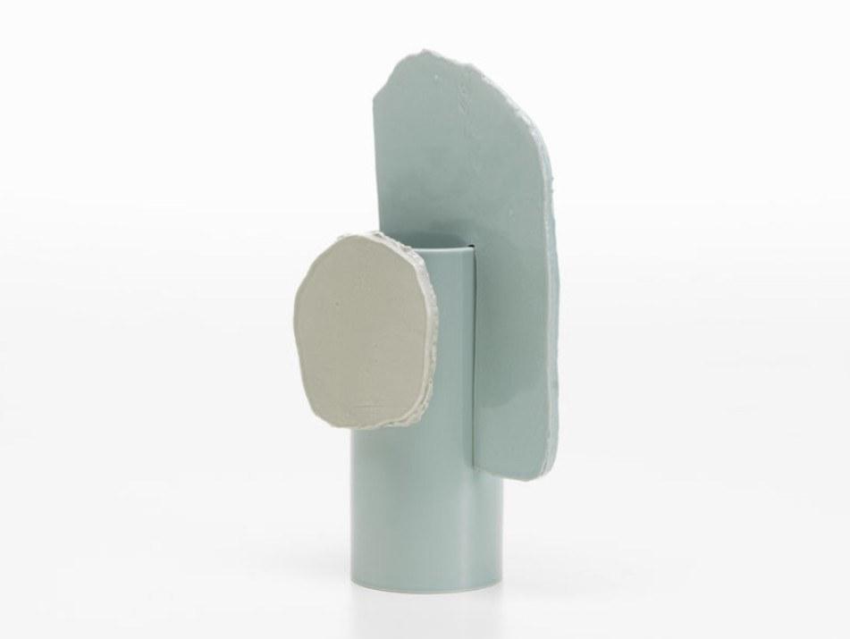Handmade clay vase | Feuille by Vitra
