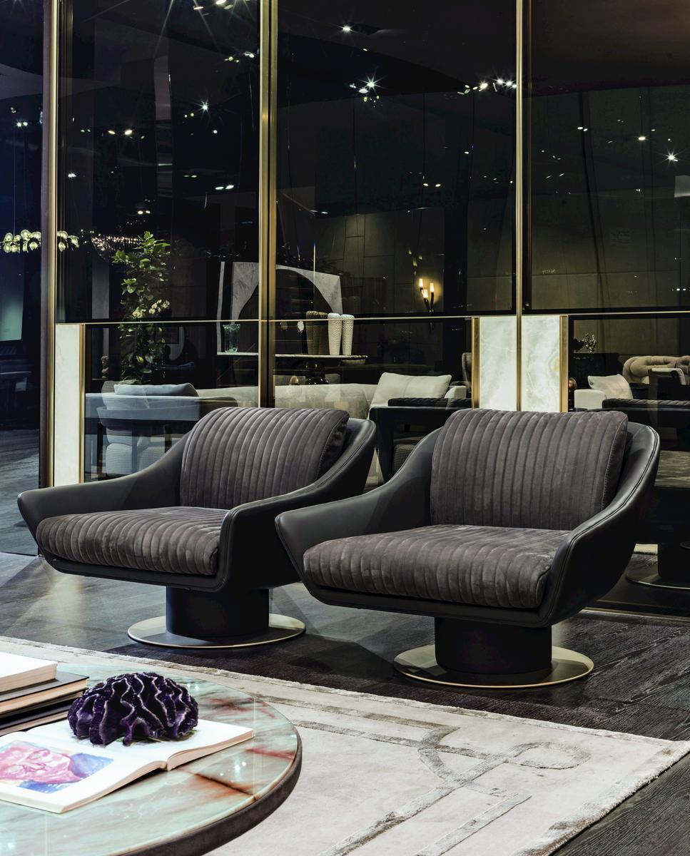 Leather armchair | Sol by Longhi