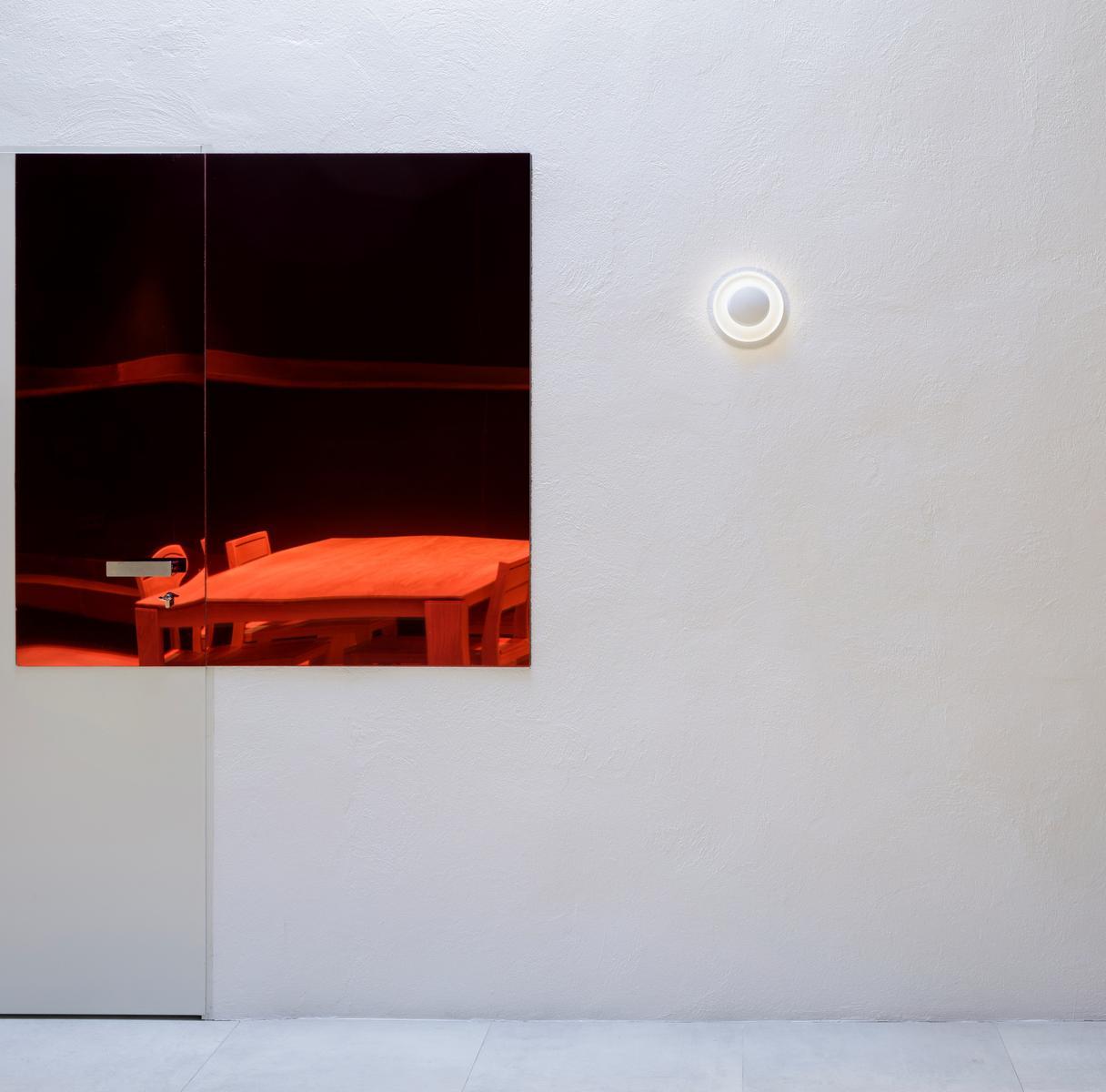 LED aluminium wall lamp | Top by Vibia