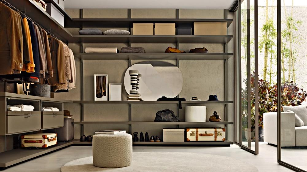 Sliding glass cabinet door for walk-in wardrobes | Dwell by Molteni