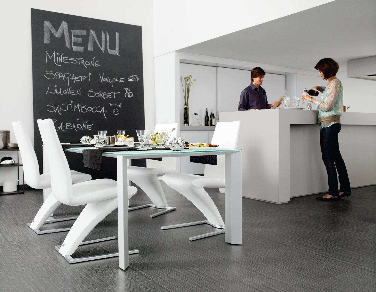 Cantilever leather chair | 7800 by Rolf Benz