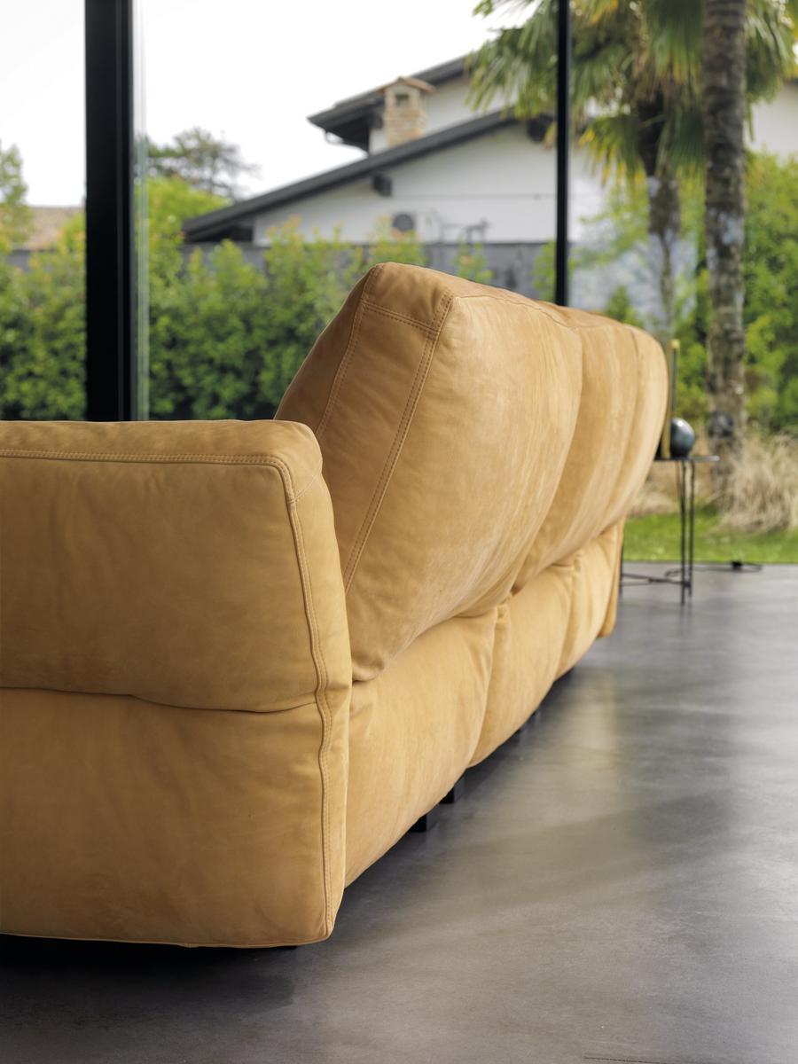 Sectional sofa with removable cover | Hab by Desiree