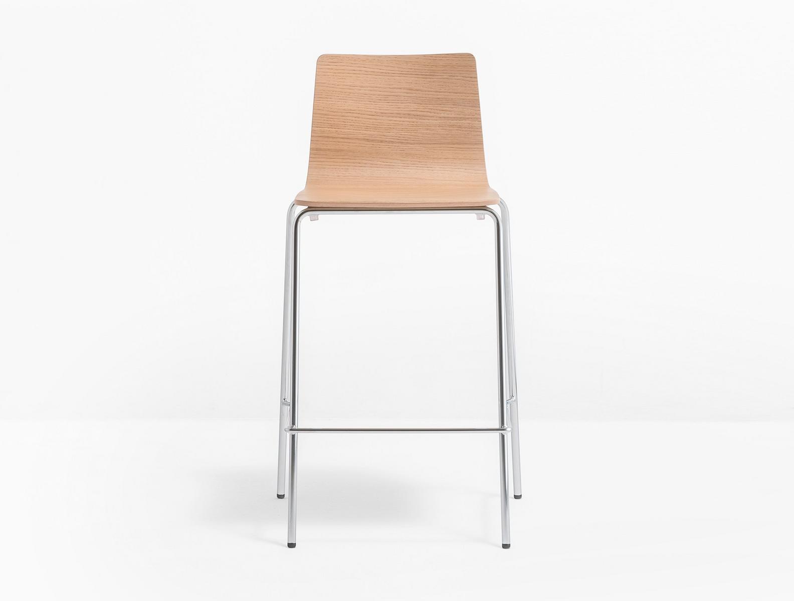 Wooden stool with footrest | Inga 5616 by Pedrali