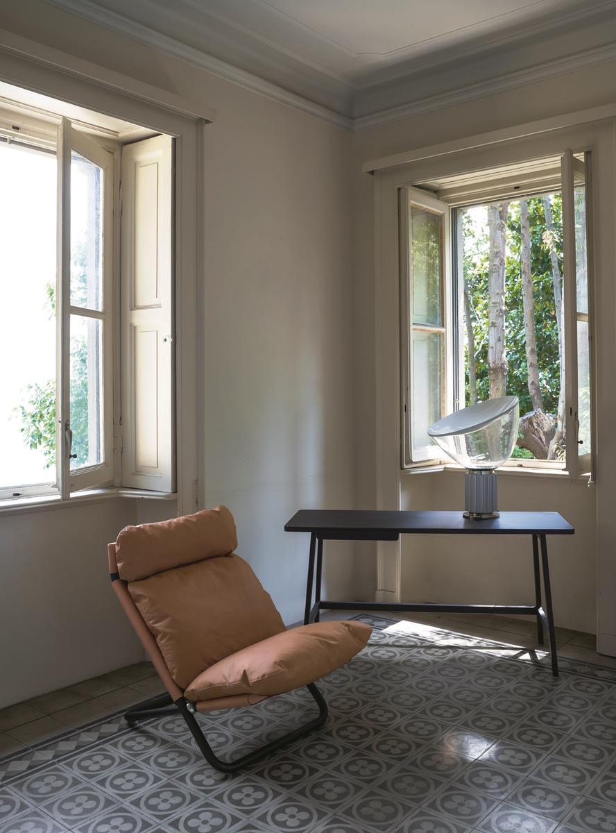 Leather armchair | Cross High by Arflex