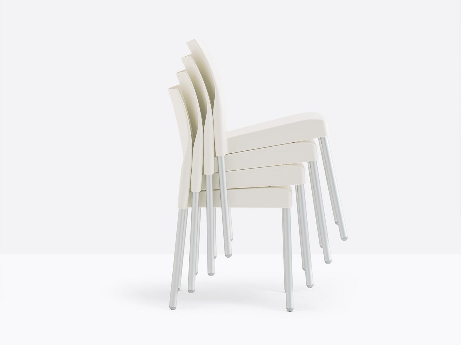 Stackable polypropylene chair | Ice 800 by Pedrali