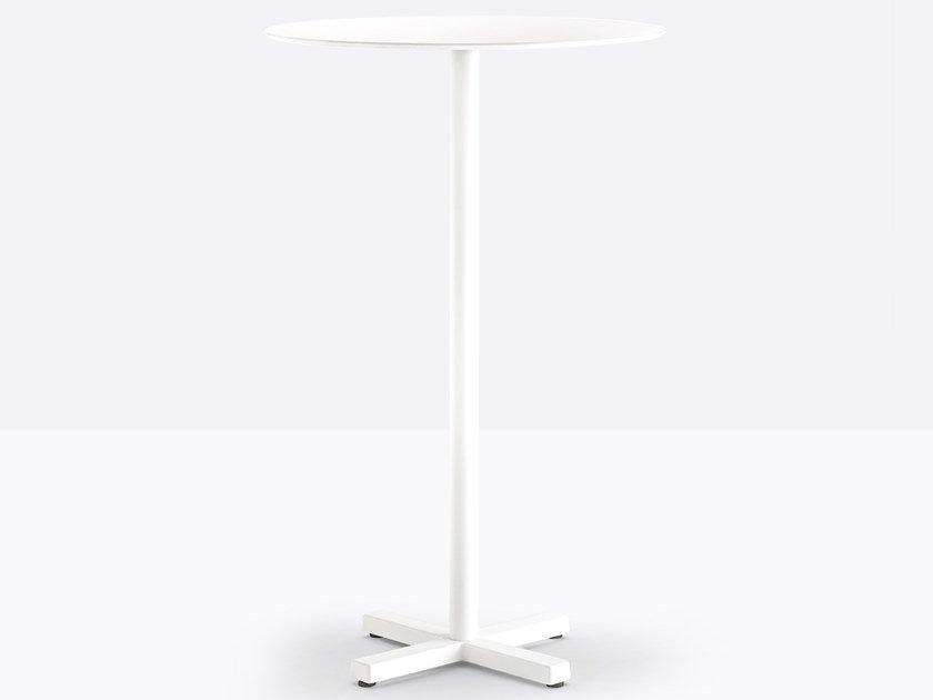 Square high table with 4-star base | Bold 4754 by Pedrali