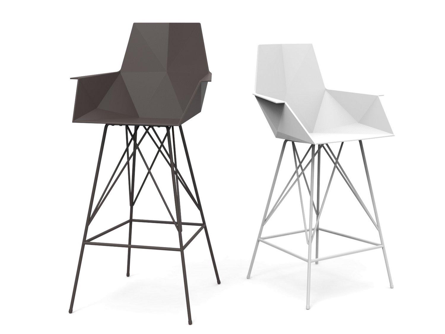 Polypropylene garden stool with armrests | Faz by Vondom