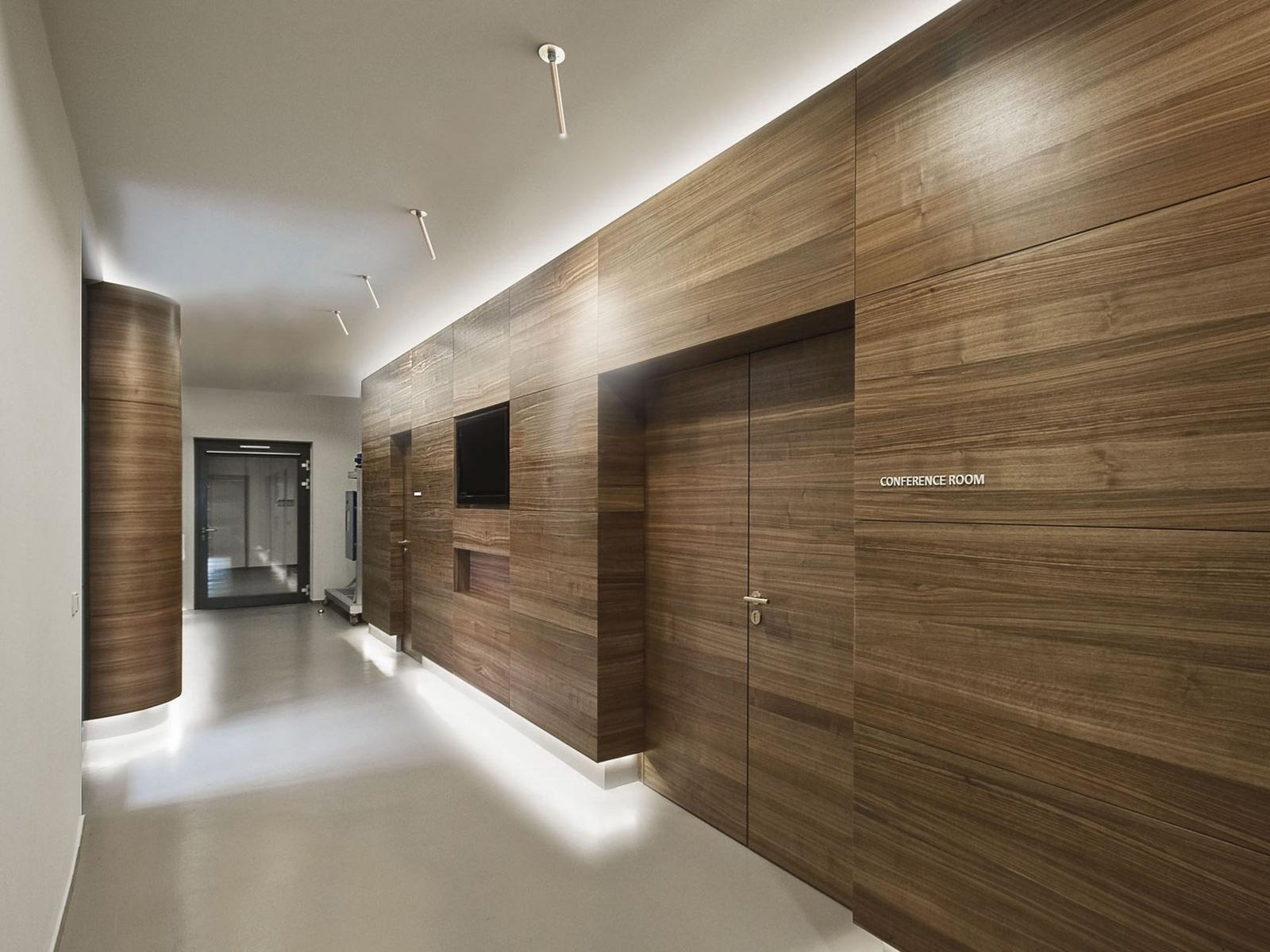 LED adjustable ceiling spotlight | Fino Spot by Sattler