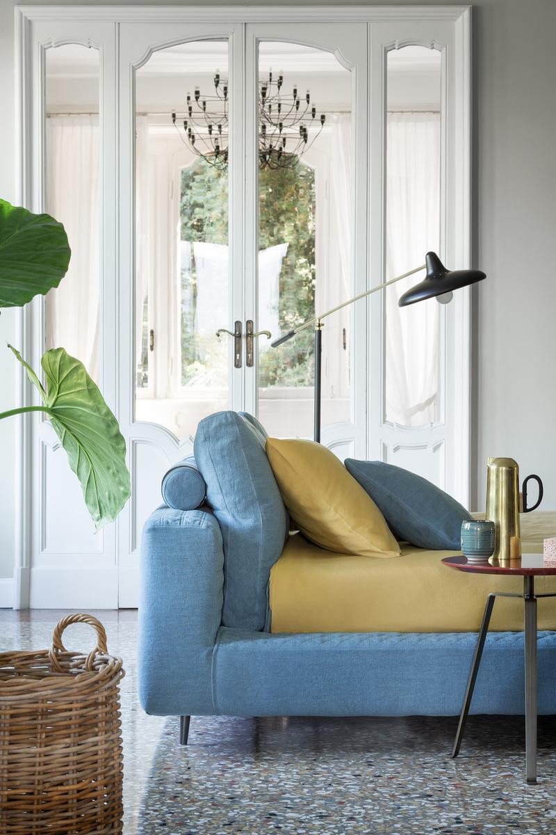 Double bed | Owen by Bonaldo