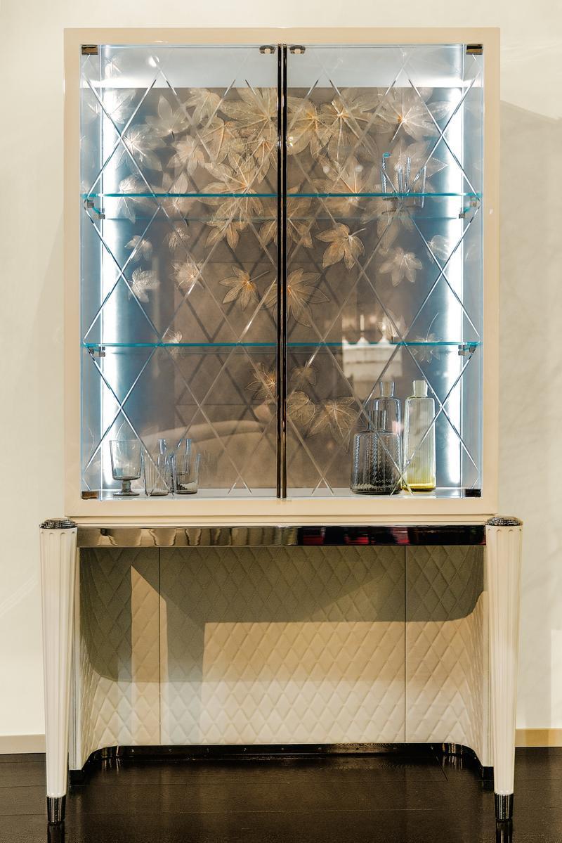 Multi-layer wood display cabinet with integrated lighting | Kimberly by Bruno Zampa