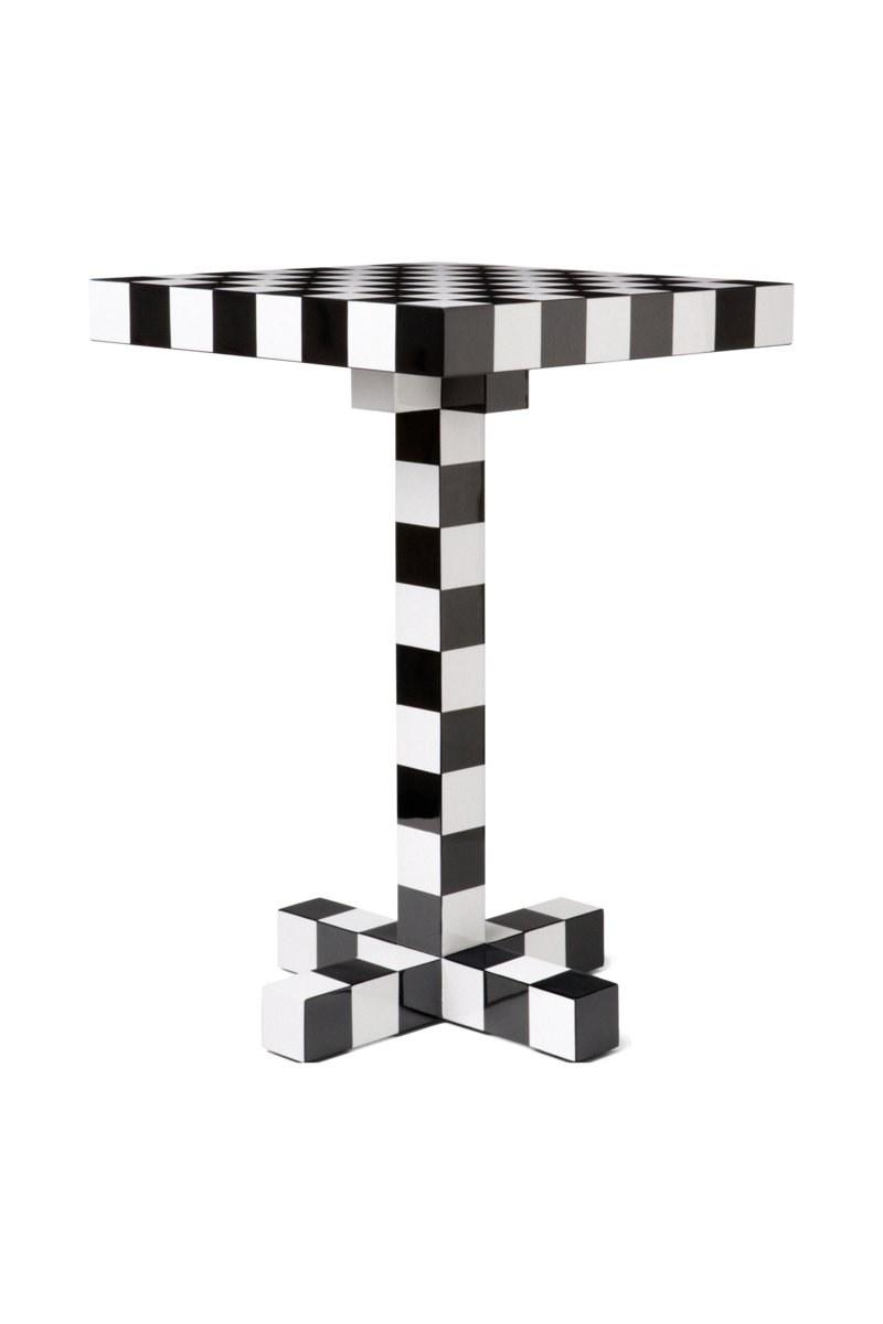 Square wooden coffee table | Chess Table by Moooi