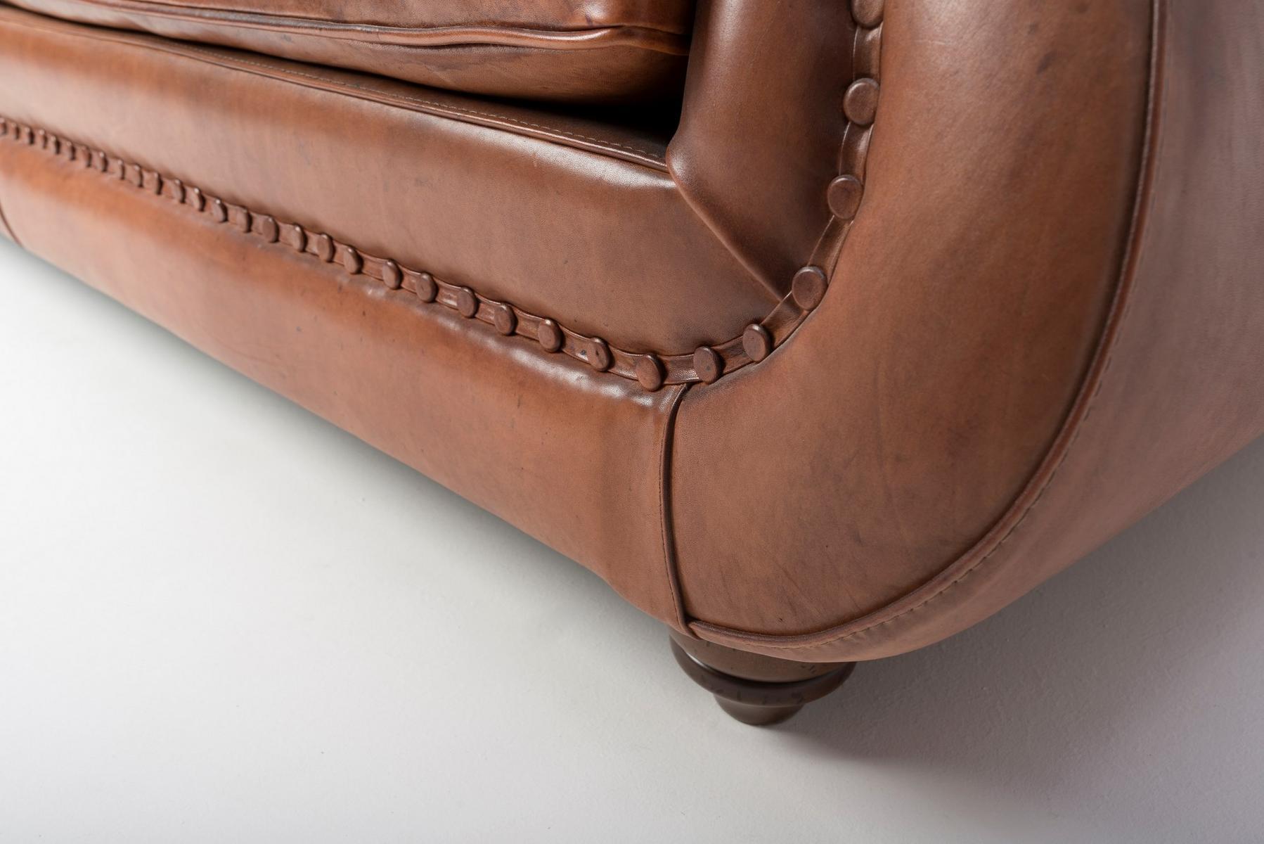 Tufted 3 seater leather sofa | Tipo by Mantellassi 1926