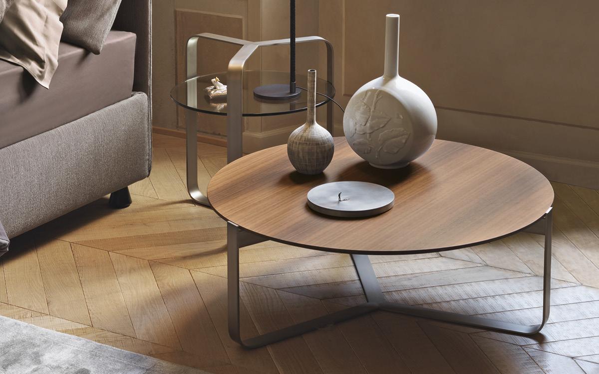 Round coffee table | Yari by Flou