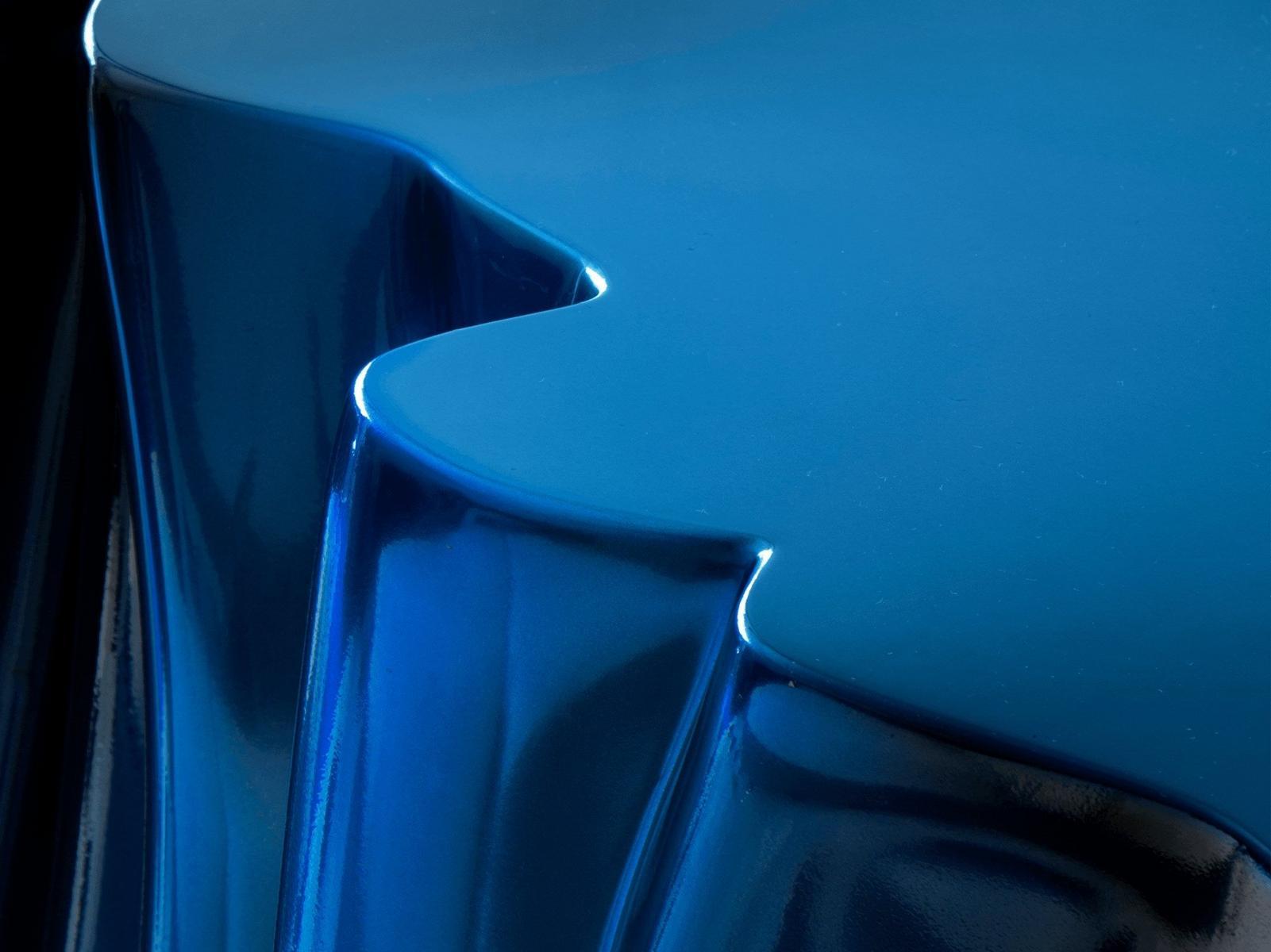 Glass-fibre console table | Monochrome by Boca Do Lobo