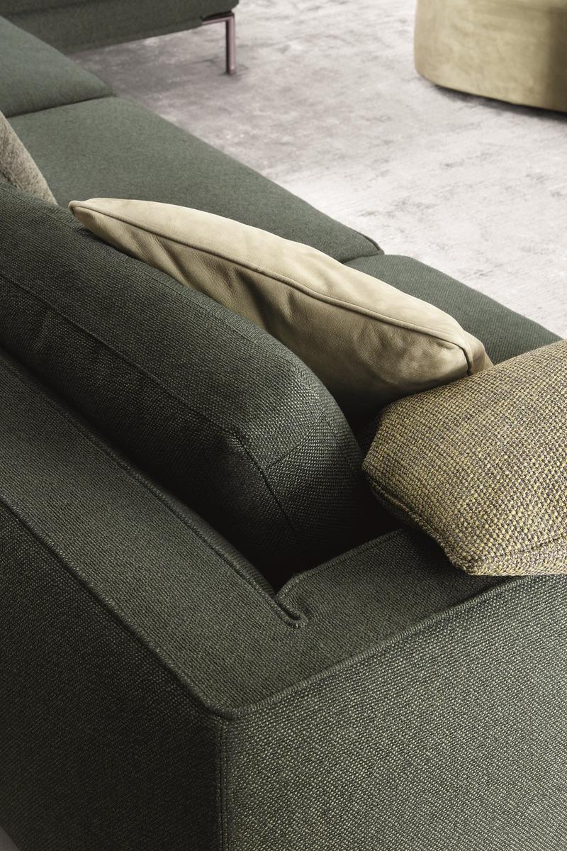 Sectional sofa | Icon by Flou