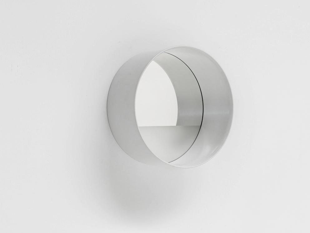 Round wall-mounted framed mirror | Horizon Linea by Sovet