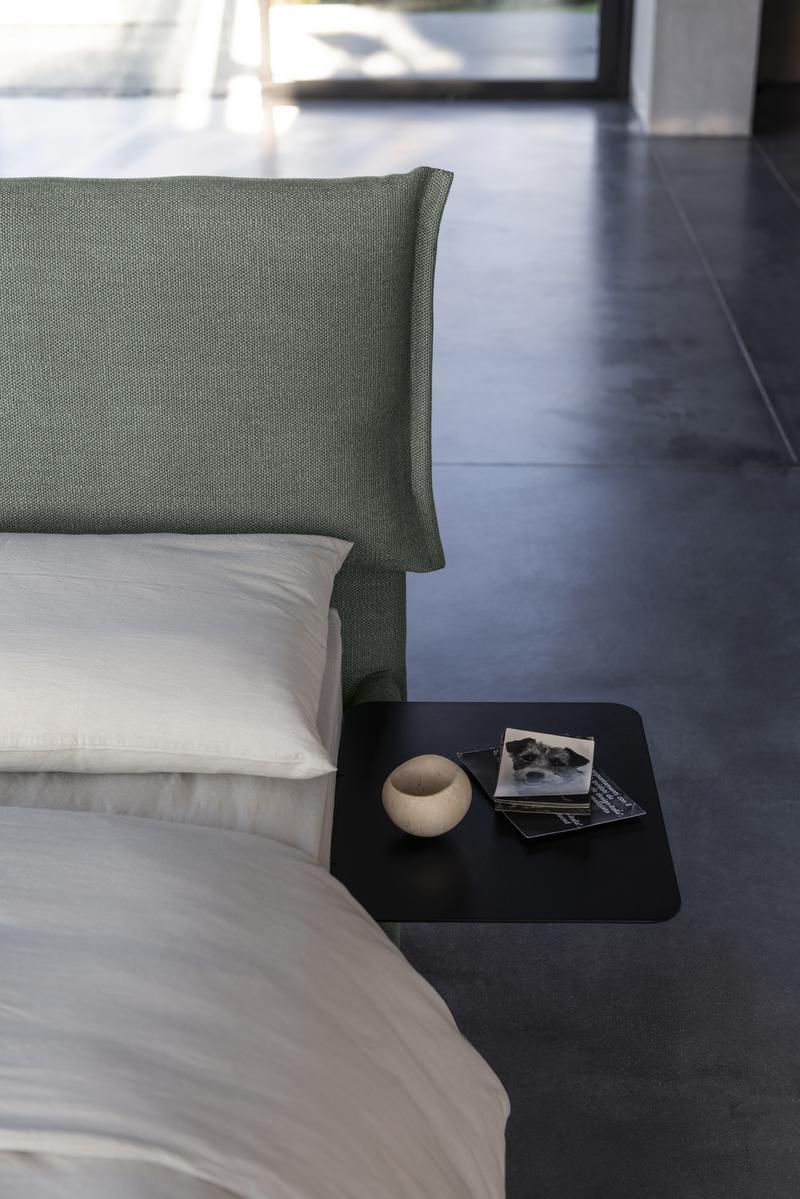 Rectangular wall-mounted wooden bedside table | Slim by Bolzan letti