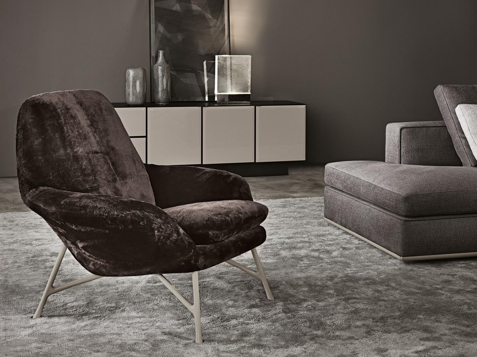 Armchair | Prince by Minotti