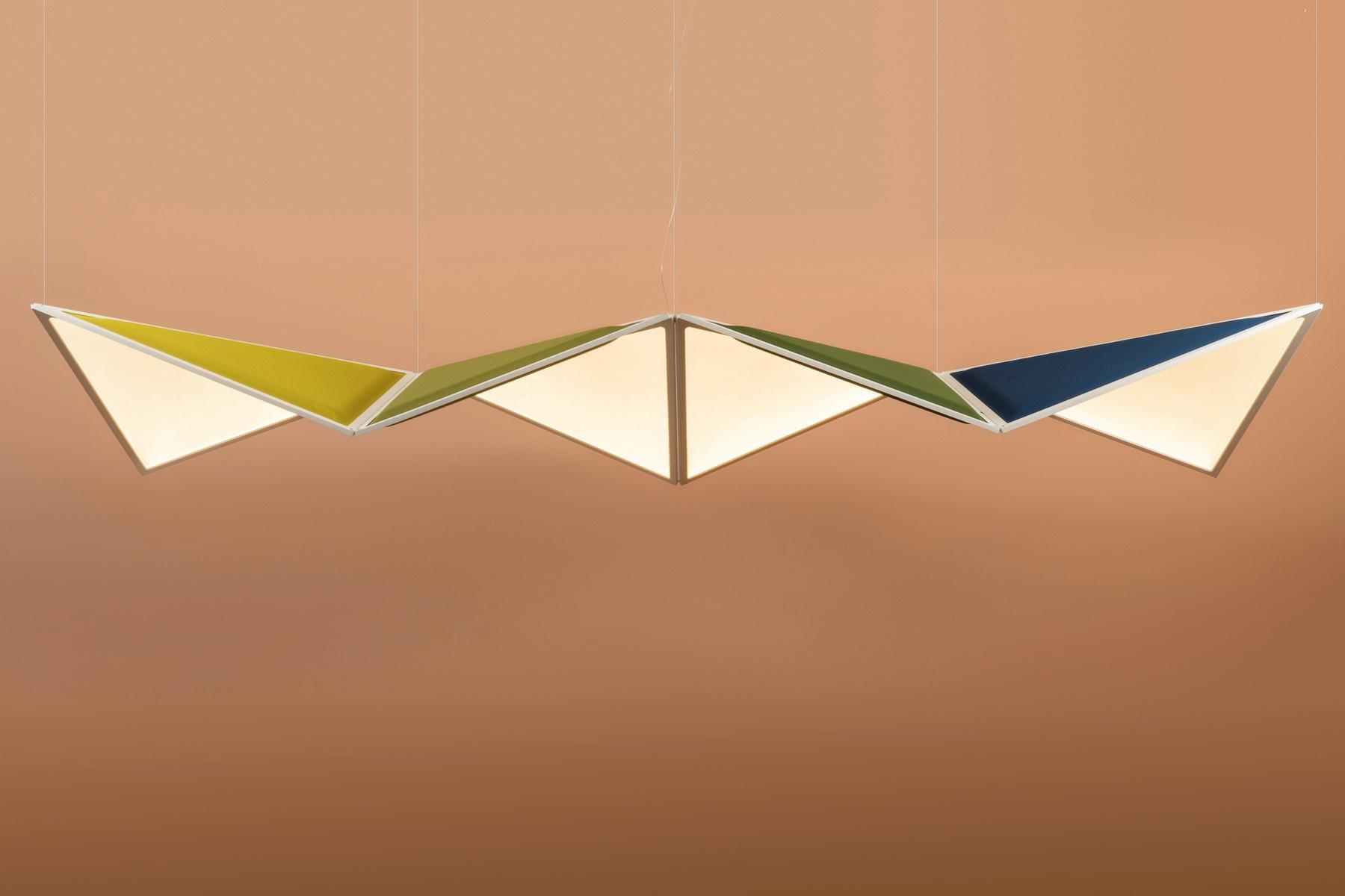Acoustic swivel pendant lamp | Flexia by Artemide