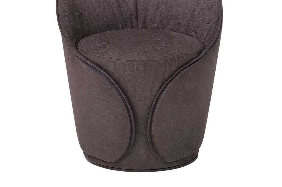 High-back leather chair | Mama by Tonin Casa