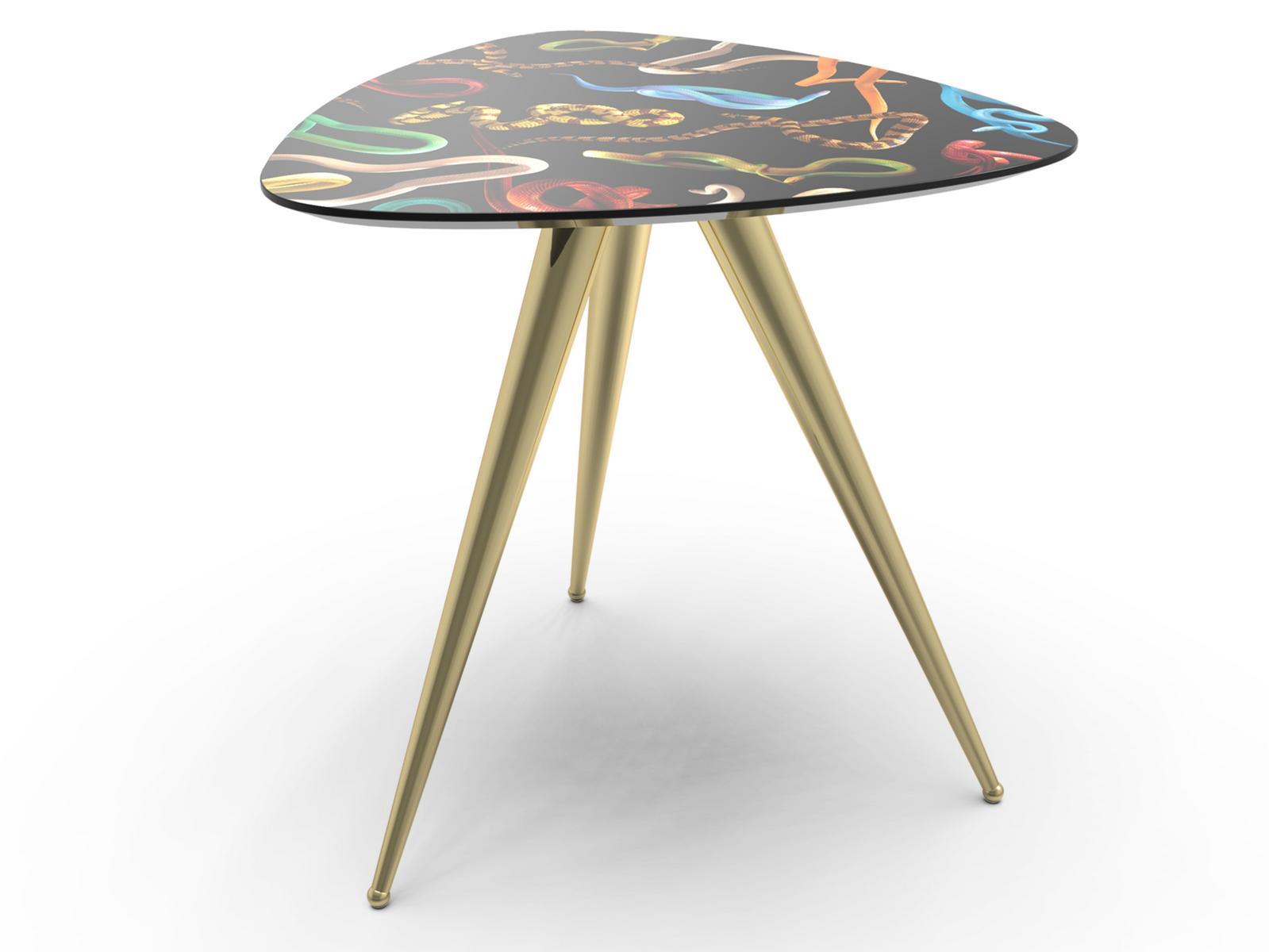 Triangular coffee table with MDF top and metal legs | Snakes by Seletti
