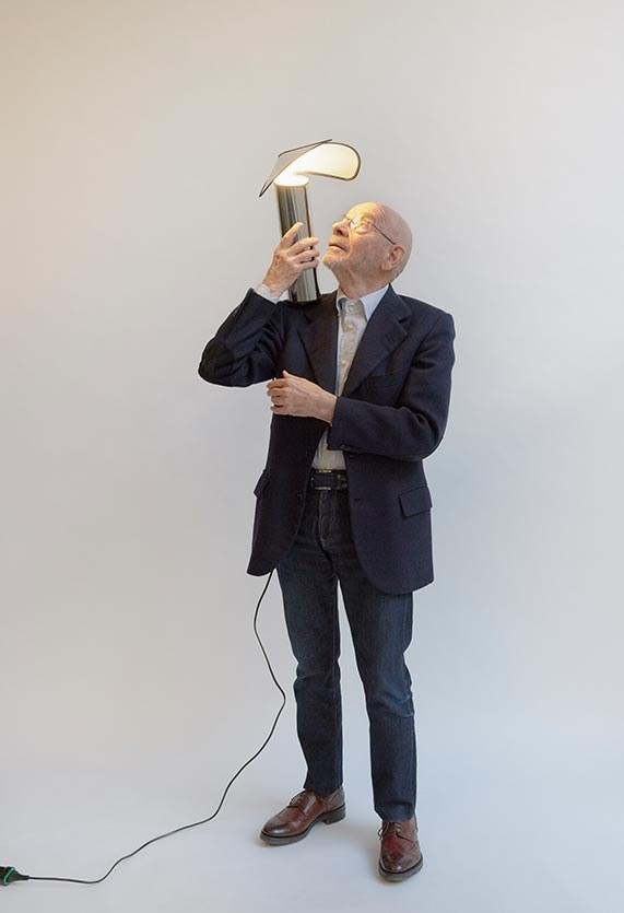 LED aluminium table lamp with dimmer | Chiara by Flos