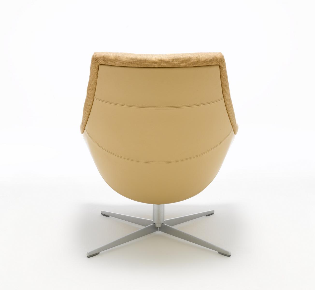 Fabric armchair with armrests | 566 by Rolf Benz