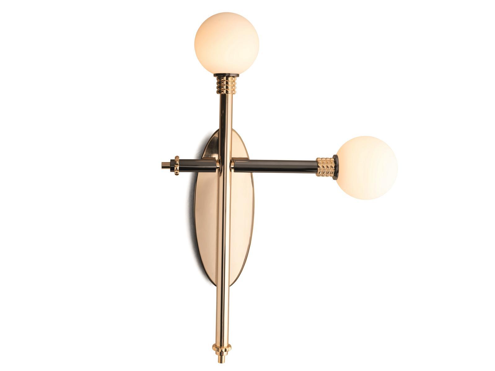 Brass wall light with fixed arm | Alpha by Visionnair