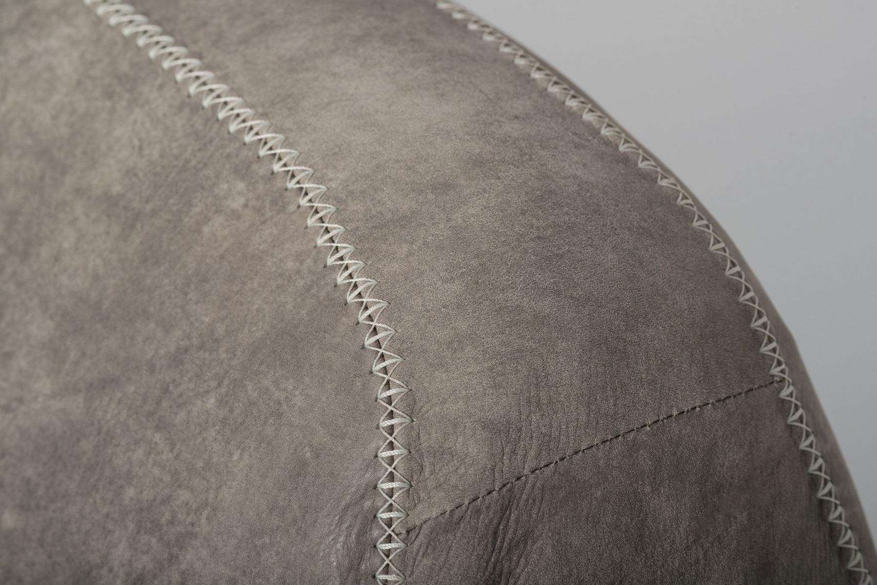 Leather bed | Baruffa by Mantellassi 1926