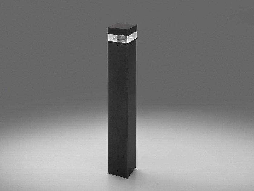 LED die cast aluminium bollard light | Tetragono by Artemide