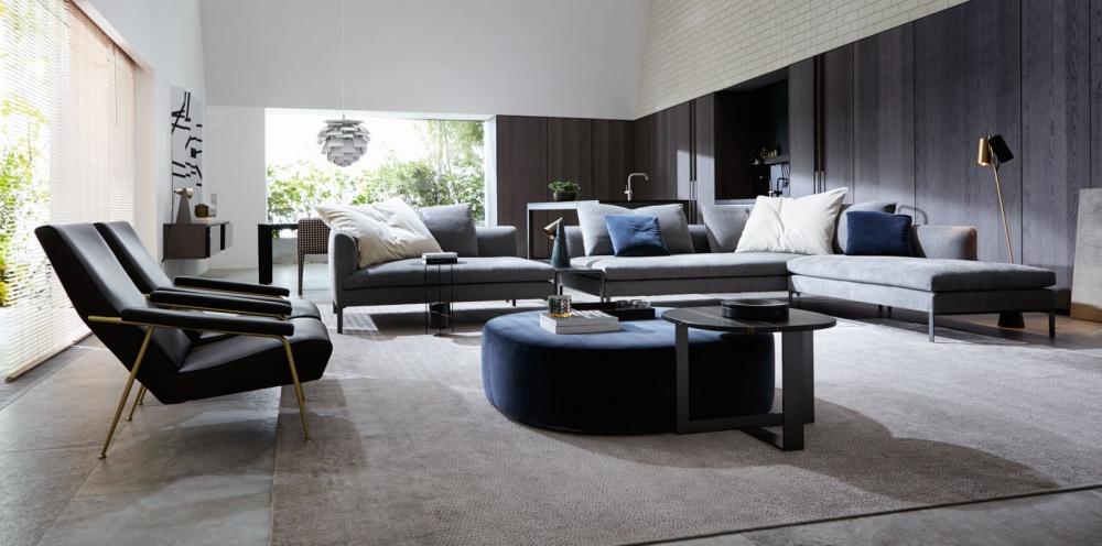 Fabric armchair | D.153.1 by Molteni