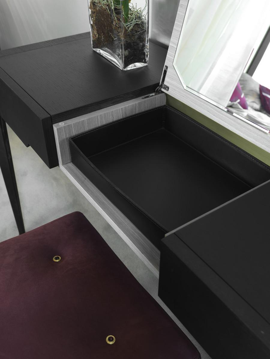 FRINE Wooden dressing table