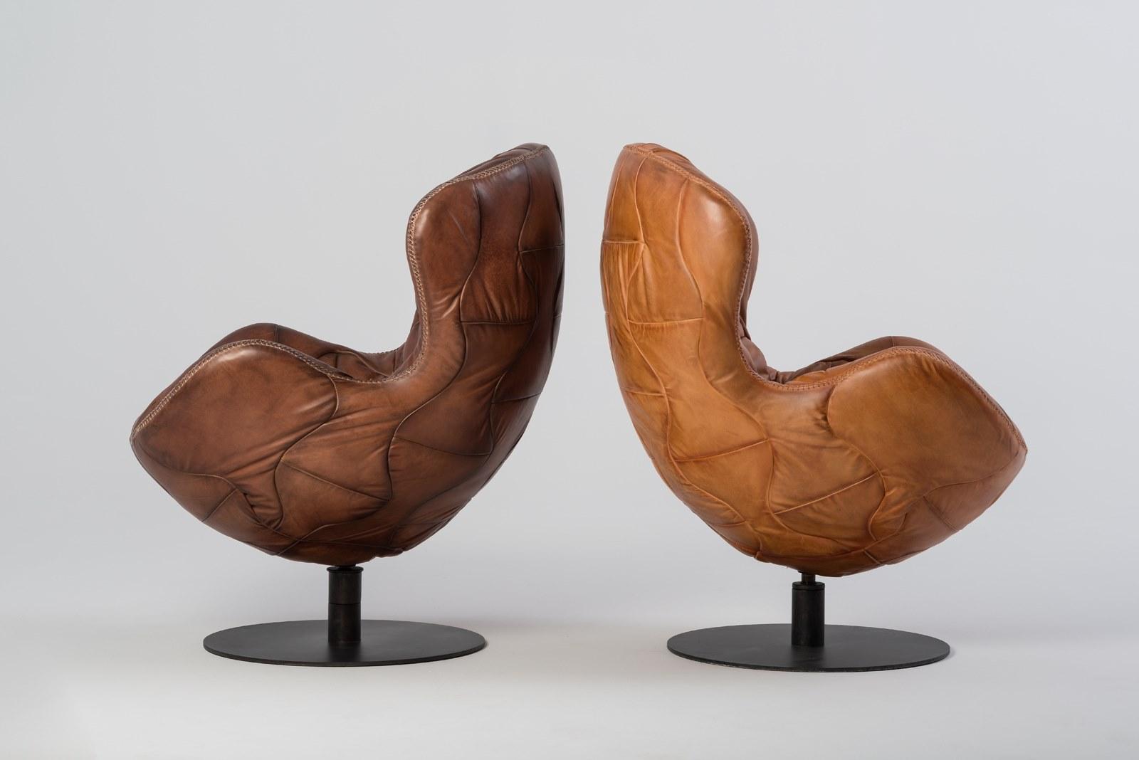 Swivel leather armchair with armrests | Pelè by Mantellassi 1926