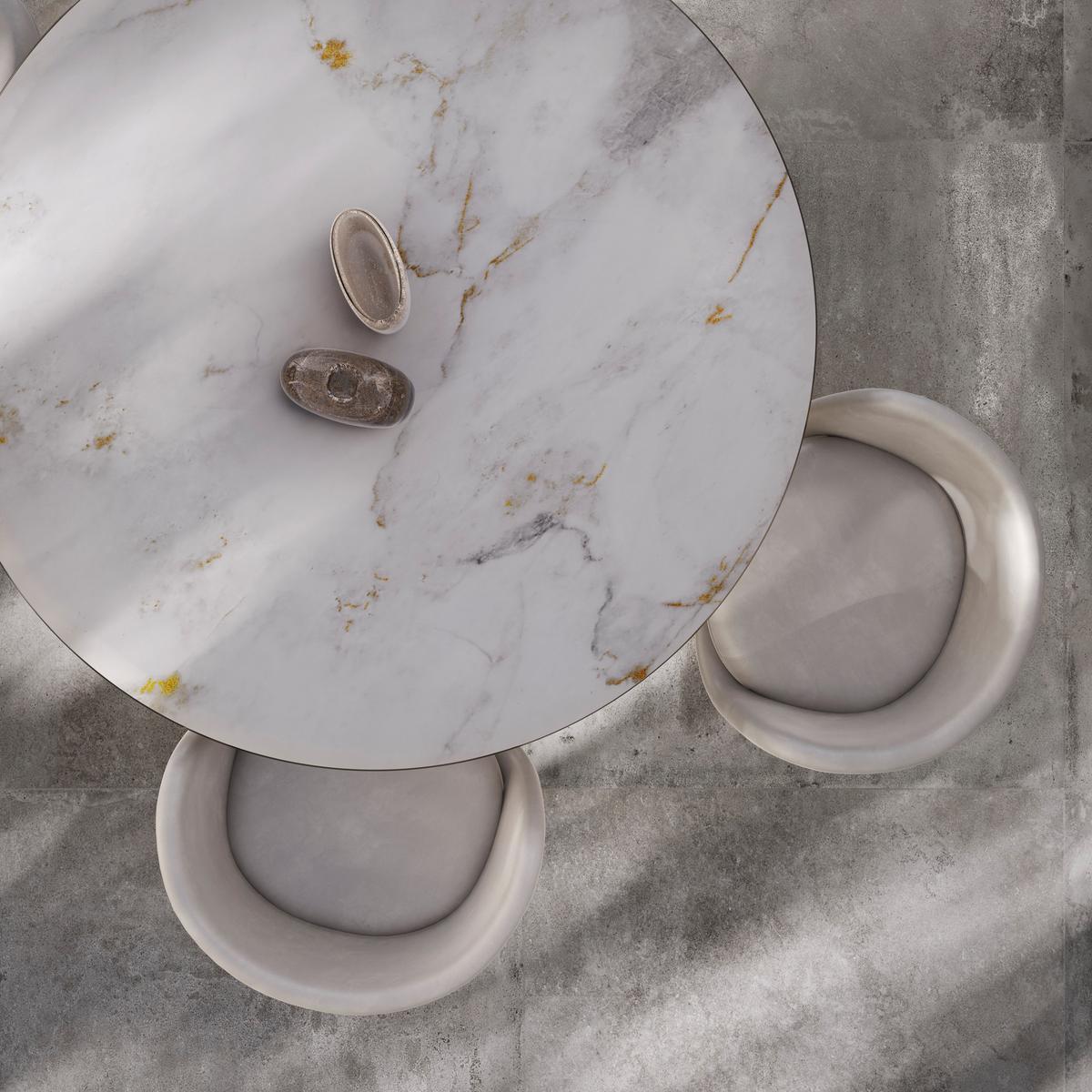 Swivel leather easy chair | Voyage by Natuzzi Italia