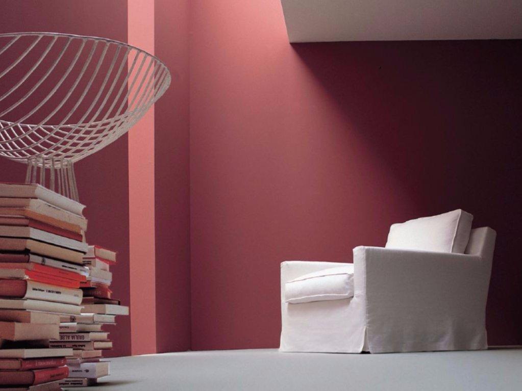 Contemporary style upholstered fabric armchair with armrests | Cousy by Arflex