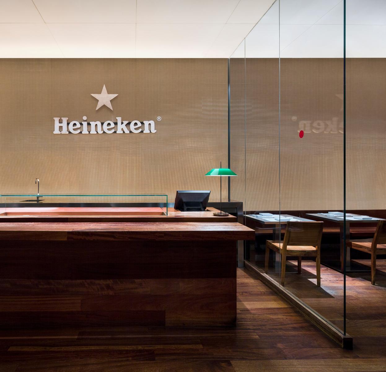 LED table lamp with dimmer | Mayfair by Vibia