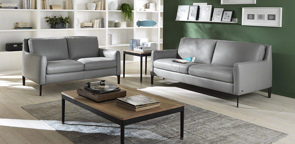 Modular velvet sofa | Quiete by Natuzzi Editions