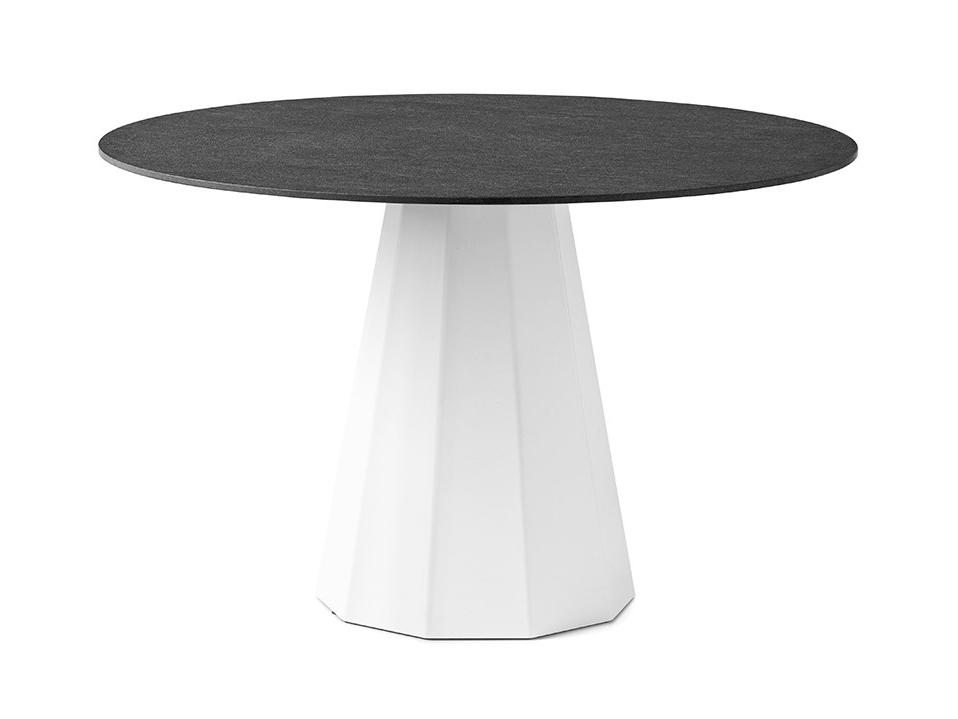 Round HPL table with sheet base | Dix by Connubia