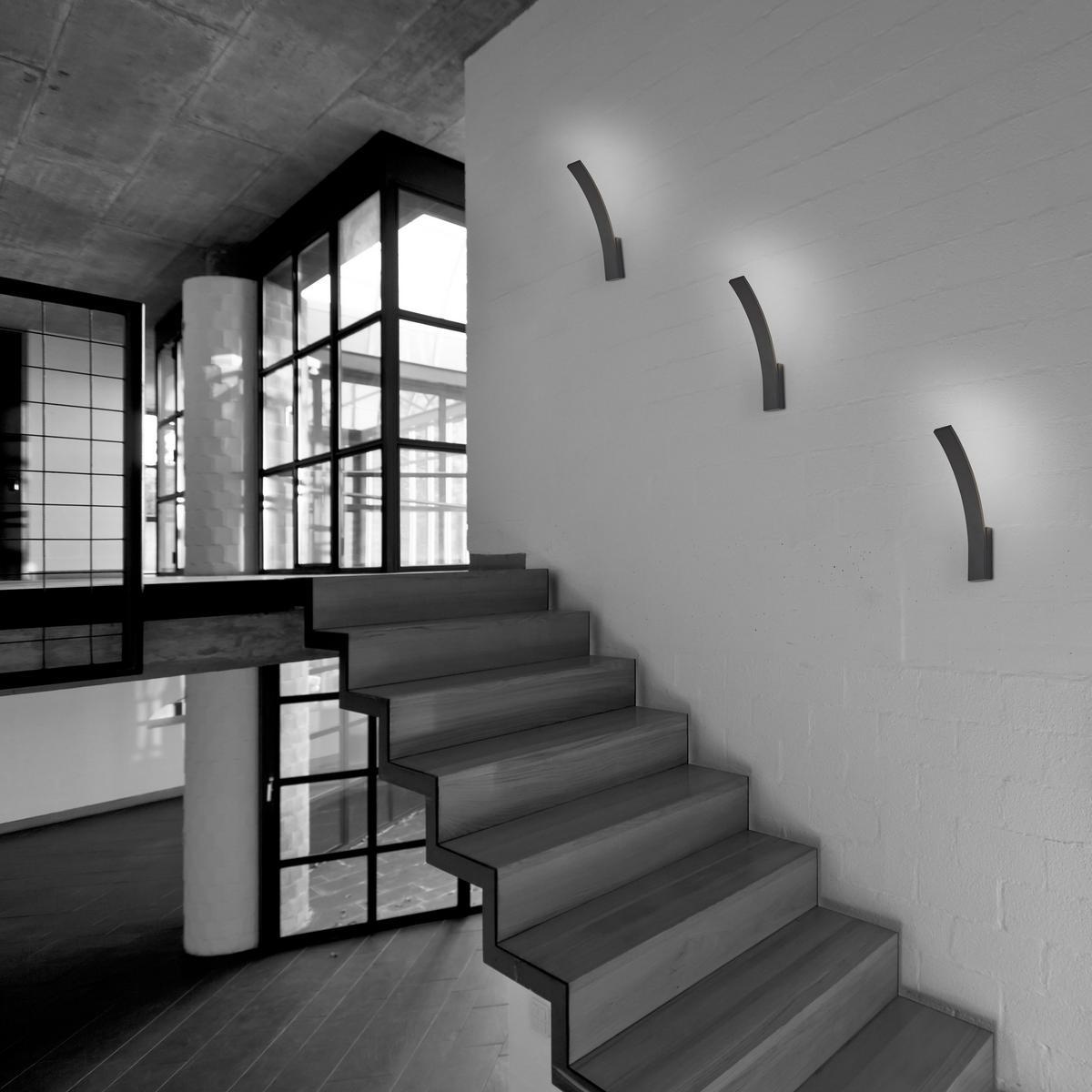 LED indirect light metal wall lamp with fixed arm | Stream W1 Xl by Ilfari