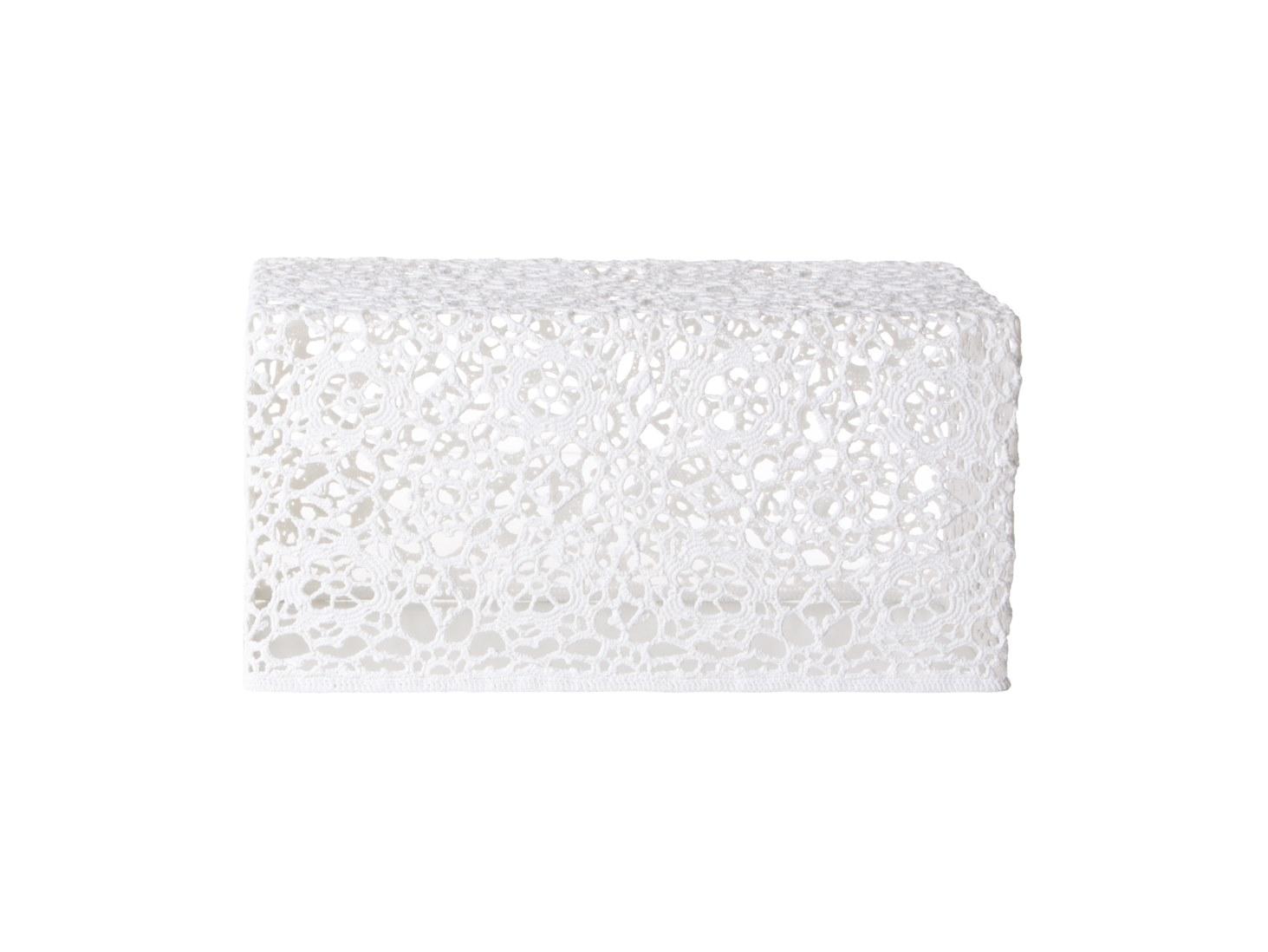 Square cotton coffee table | Crochet Table by Moooi