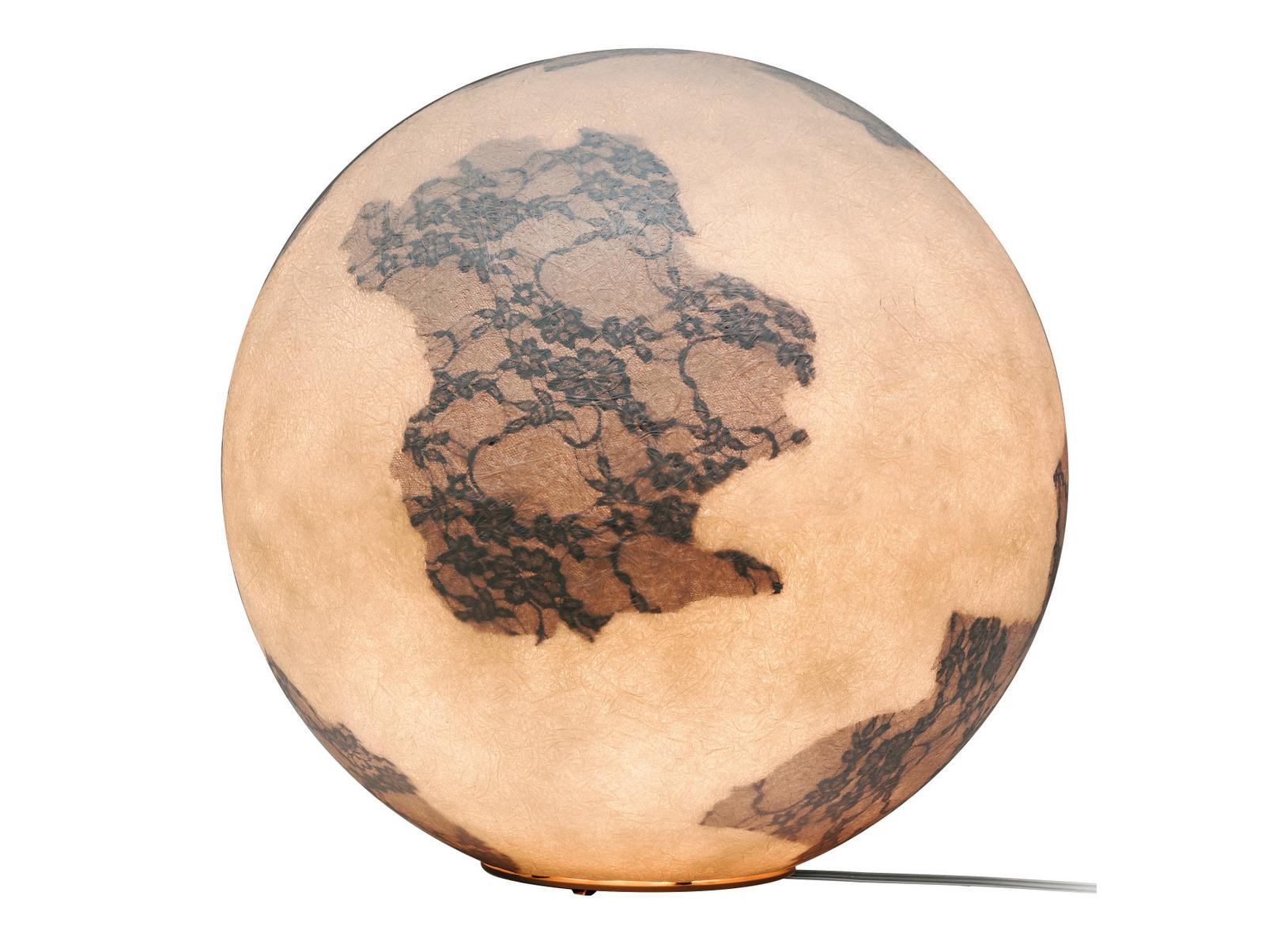 Fiberglass floor lamp | Ululì - Ululà by Karman