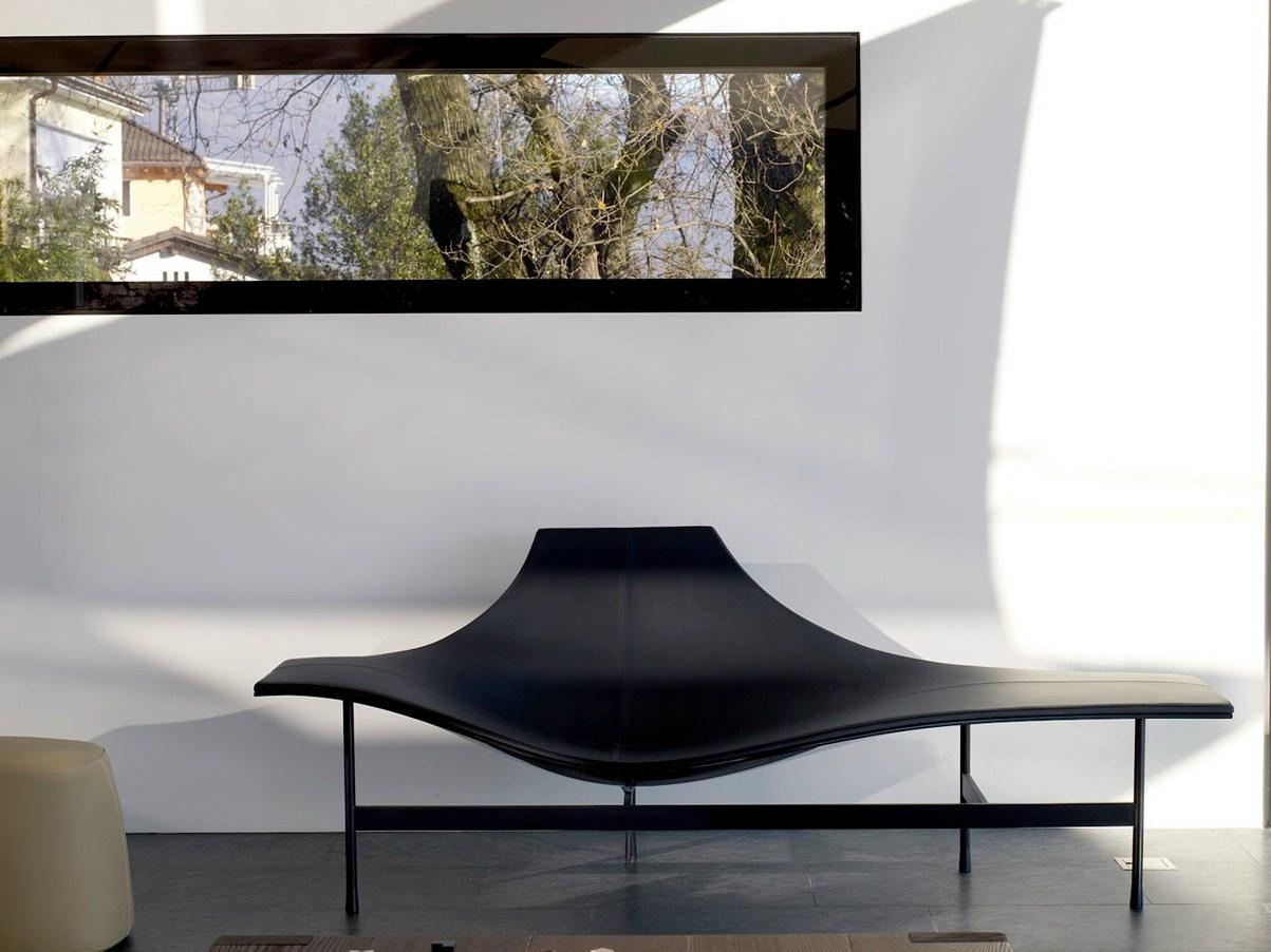 Leather Chaise longue | Terminal 1 by B&B Italia