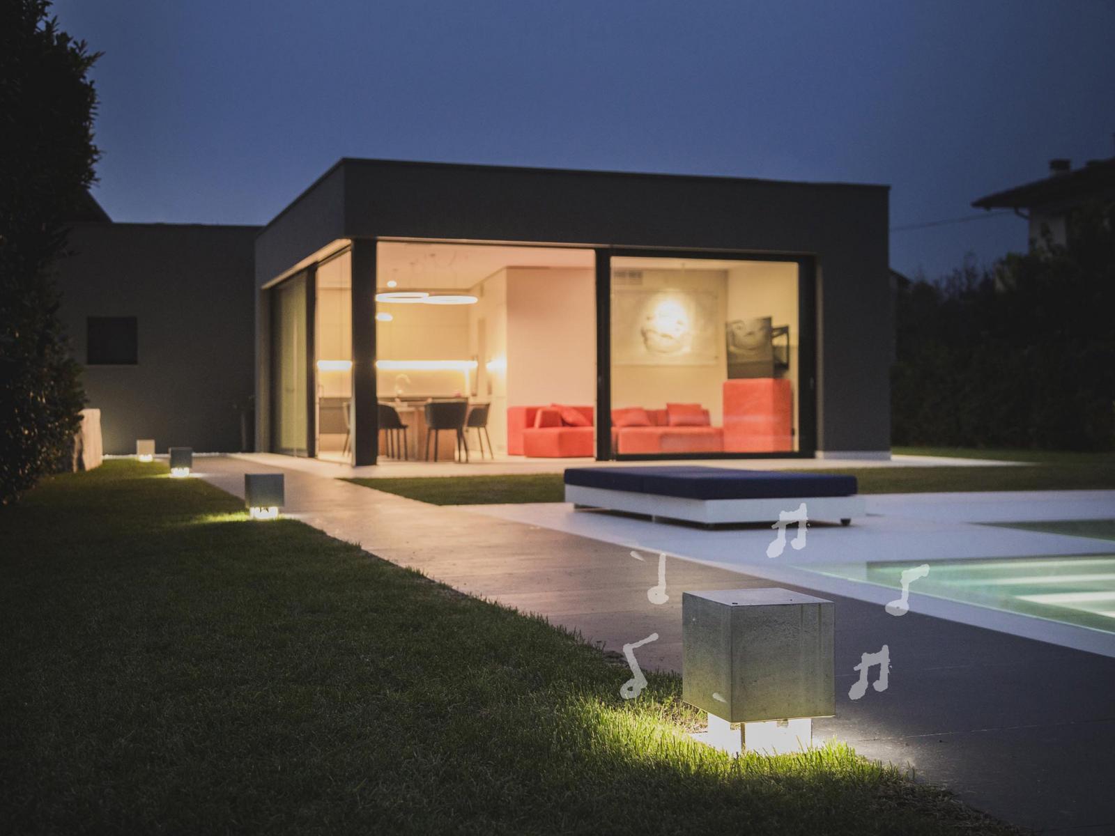 LED cement bollard light with speaker | Cemento by Olev