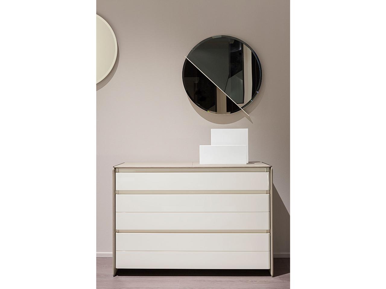 Leather chest of drawers with integrated handles | Zero by Turri